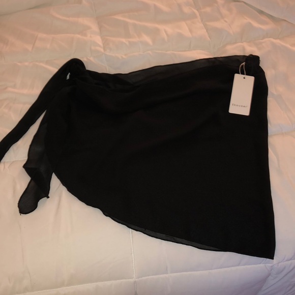 NWT Pool Cover! - Picture 2 of 3